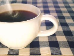 朝に飲むコーヒー